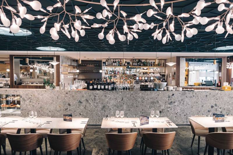 restaurant de spécialités de poisson et fruits de mer au centre ville de bordeaux 33